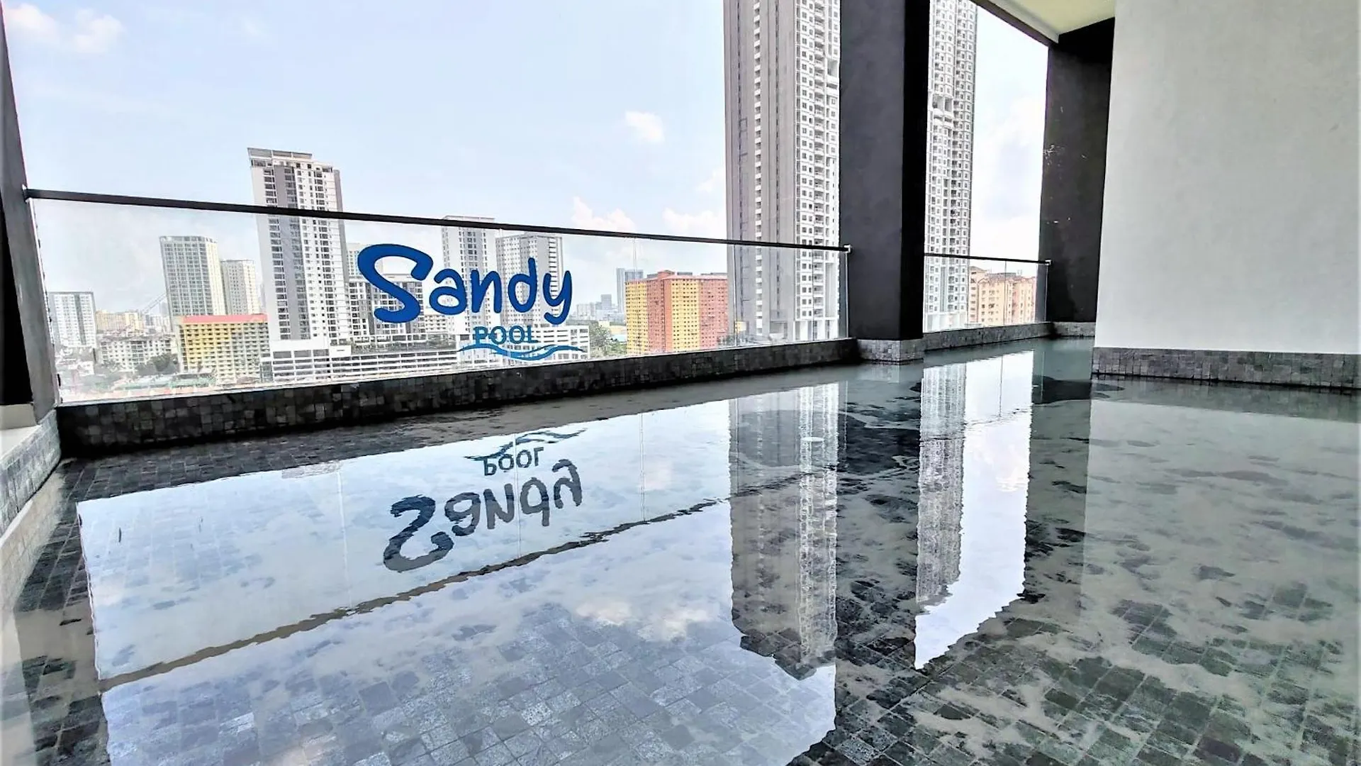 2 Rooms Apartment, 4 To 5 Pax At Urban Suites By Superstay 日落洞 0*,
